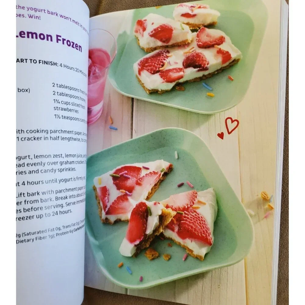 Annie's The Cookbook: Recipes Everybunny‎ Will Love Cooking with Kids